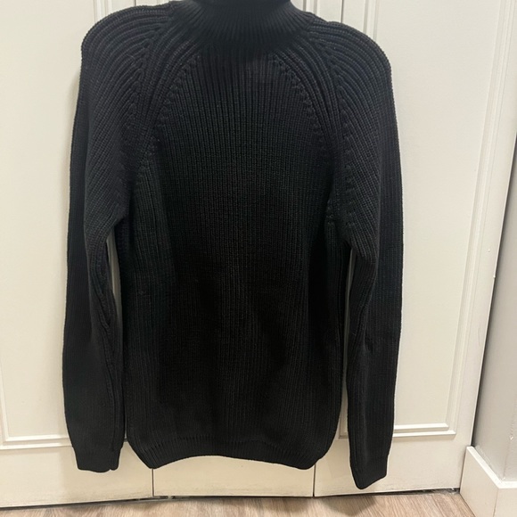 Zara Winter Turtleneck Sweater - Picture 3 of 5